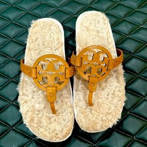 Tory Burch Miller Cloud Shearling 🧡💛🤍